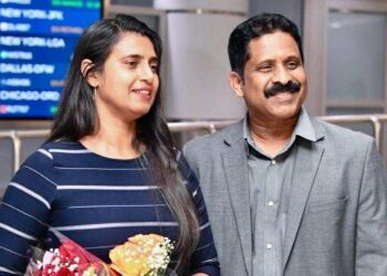 ஈழத் தமிழர்களுக்காக கஸ்தூரி குரல் கொடுக்க வேண்டும்