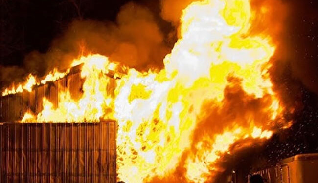 புகை மண்டலமாக காட்சியளிக்கும் கொழும்பு