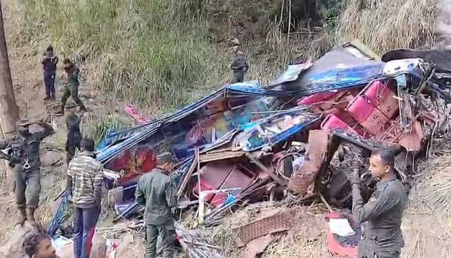 எல்ல பஸ் விபத்து ; படுகாயமடைந்த தங்காலை நகர சபையின் பெண் ஊழியர் சிகிச்சை பலனின்றி உயிரிழப்பு!