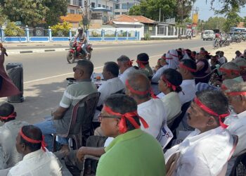 மன்னாரில் நாளுக்கு நாள் வலுவடையும் போராட்டம்