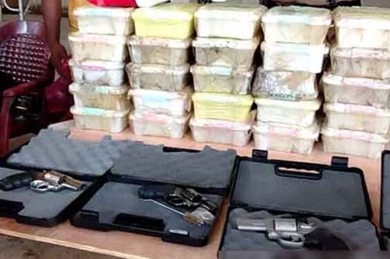 தங்காலையில் கைப்பற்றப்பட்ட போதைப்பொருட்கள், துப்பாக்கிகள் தொடர்பில் வெளியான தகவல்!