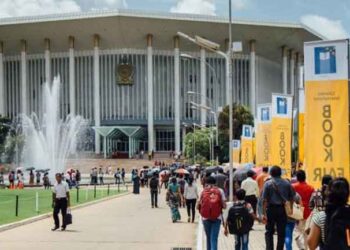 சர்வதேச புத்தக கண்காட்சியில் தமிழ் மொழிக்கு உரிய இடம் வழங்கப்படவில்லை