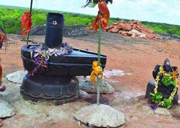 வெடுக்குநாறி மலை ஆதி சிவன் ஆலய முன்னாள் தலைவர் மற்றும் செயலாளரை ரிஐடி விசாரணைக்கு அழைப்பு