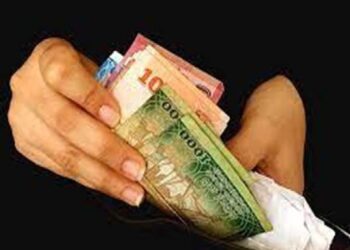 வங்கி பணவைப்பு இயந்திரத்தில் நூதன முறையில் திருட்டு – அவதானம்!