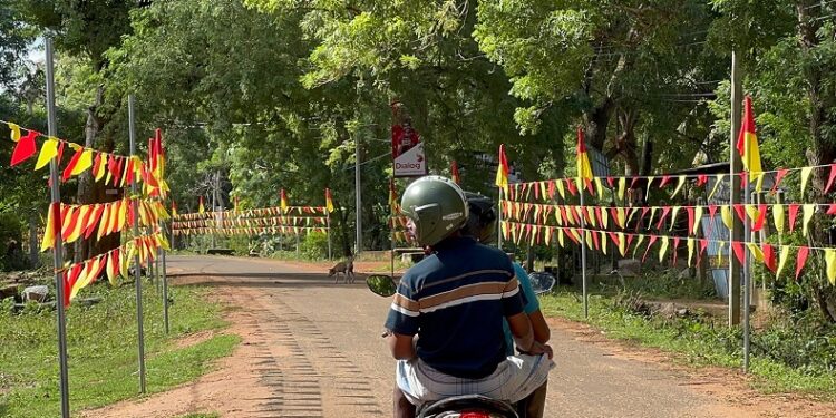 மாவீரர் தினத்தை அனுஷ்டிக்க என்றுமில்லாதவாறு எழுச்சி பெற்ற புதுக்குடியிருப்பு கோம்பாவில் பிரதேசம்