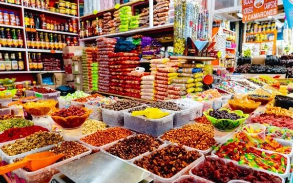 தேவைக்கு அதிகமாக பொருட்களை கொள்வனவு செய்ய வேண்டாம்