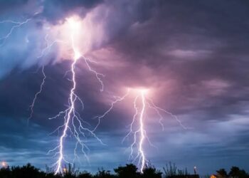 கடும் மின்னல் தாக்கம் குறித்து பொதுமக்களுக்கு எச்சரிக்கை!