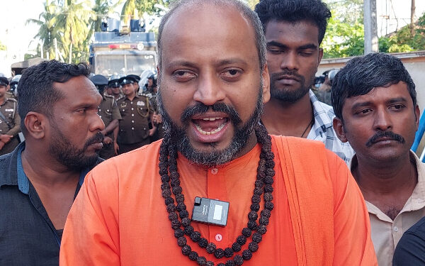 தமிழர்களுக்கு தனிநாடு வேண்டும் : வேலன் சுவாமிகள் பகிரங்க கோரிக்கை