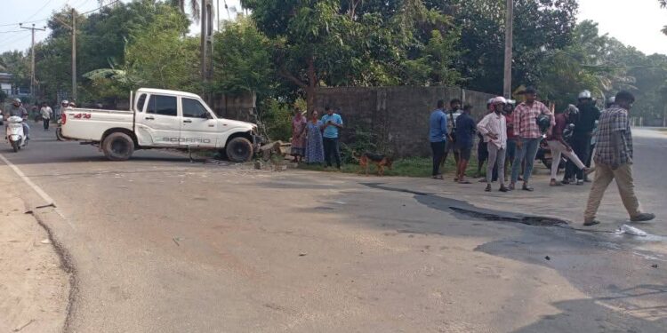 யாழில் கோர விபத்து – ஒருவர் ஆபத்தான நிலையில் வைத்தியசாலையில் அனுமதி!