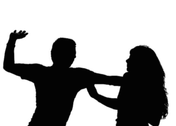 போதைப்பொருளுக்கு அடிமையான தந்தை 14 வயது மகளை அடித்து சித்திரவதை! | காரணம் இதுதான்…