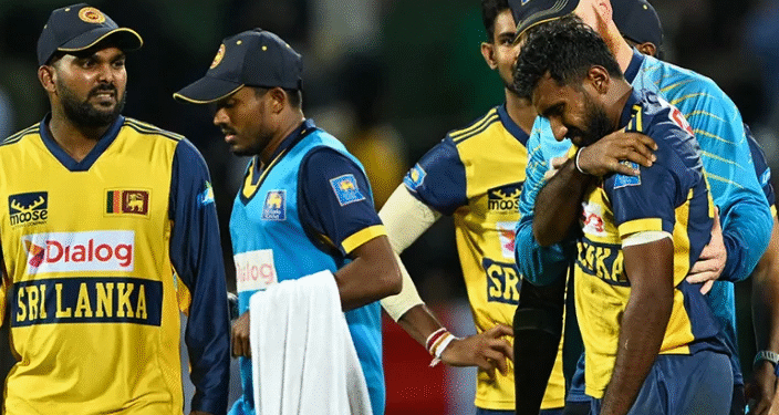 இரண்டாவது போட்டியில் அபார வெற்றியீட்டிய இங்கிலாந்து ரி20 தொடரைக் கைப்பற்றியது