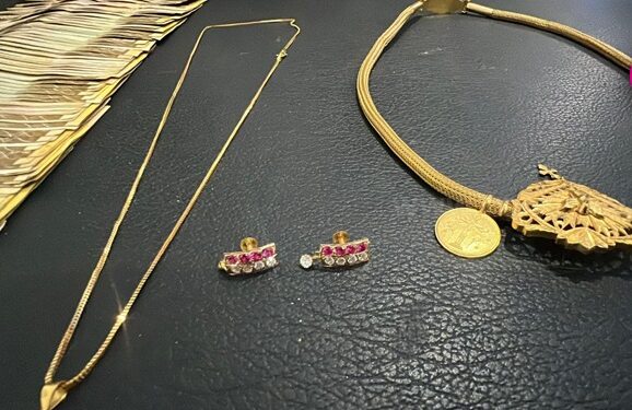 மன்னாரில் வீடொன்றில் திருட்டு: பல இலட்சம் மதிப்புள்ள நகை, பணத்துடன் 4 பெண்கள் கைது