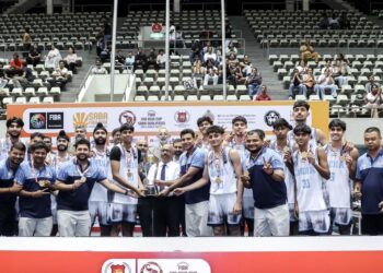 18 வயதுக்குட்பட்ட  கூடைப்பந்தாட்ட  ஆசிய கிண்ணத்தில் விளையாட ஆண், பெண் இரு பாலாரிலும் இந்தியாவும் ஆண்களில் இலங்கையும் தகுதி
