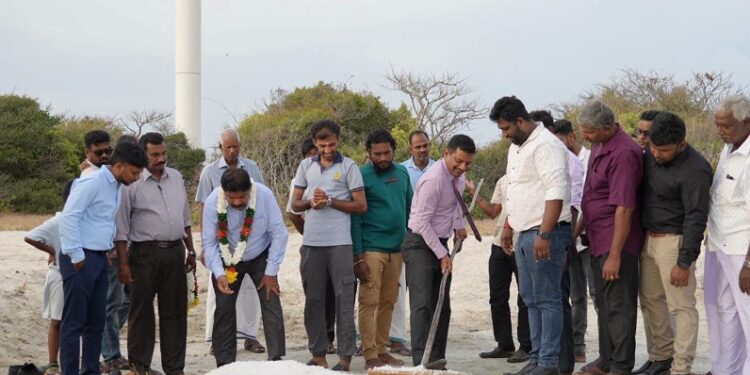 கிளிநொச்சியில் 39 ஏக்கர் நிலப்பரப்பில் ஆரம்பிக்கப்பட்ட உப்பு உற்பத்தியின் முதலாவது அறுவடை
