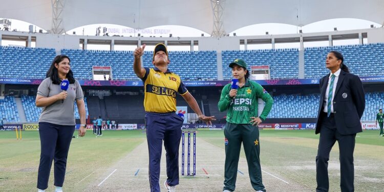 பாகிஸ்தானை 4 விக்கெட்களால் வெற்றி கொண்ட இலங்கை இறுதிப் போட்டியில் இந்தியாவை  சந்திக்கவுள்ளது