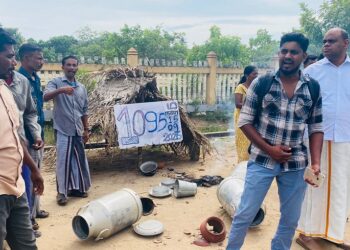 மயிலத்தமடு – மாதவனை கால்நடை பண்ணையாளர்கள் மேய்ச்சல் தரை உரிமையினை வலியுறுத்தி தொடர் போராட்டம்