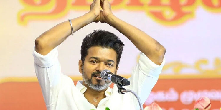 த.வெ.க மாநாட்டில் களேபரம்! ஆதரவாளர்களால் பரபரப்பு