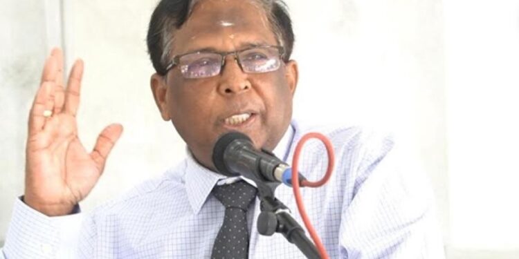 எதிர்கால தலைமுறையை உருவாக்குபவர்கள் அதிபர்கள் | வடக்கு மாகாண ஆளுநர்