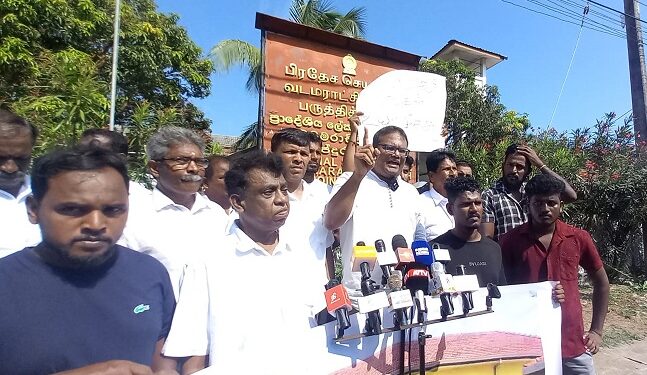 இராணுவ பிடியிலுள்ள நிலத்தினை விடுவிப்பதற்கு அரசாங்கம் ஆக்கபூர்வமாக செயற்படவில்லை – வலி கிழக்கு தவிசாளர்