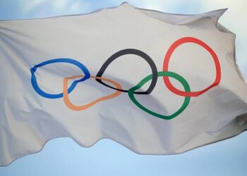 விளையாட்டு அமைதியான போட்டியால் உலகை ஒன்றிணைக்க வேண்டும் | சர்வதேச ஒலிம்பிக் குழு