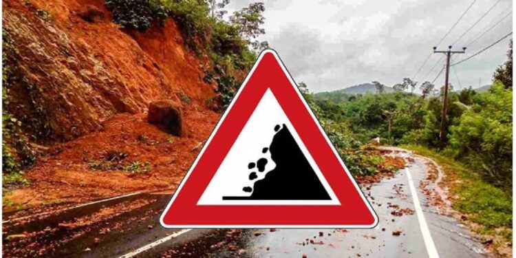 11 மாவட்டங்களுக்கு மண்சரிவு அபாய எச்சரிக்கை!