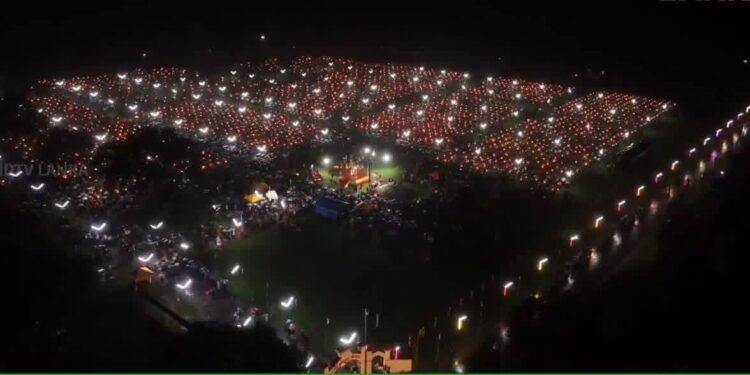 ஏற்றப்பட்டது பொதுச் சுடர்! விழிநீரால் நனைந்த கனகபுரம் மாவீரர் துயிலும் இல்லம்