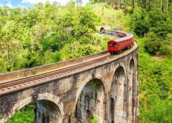 மின் விளக்குகளால் 9 வளைவு பாலத்தை ஒளிரச் செய்யும் திட்டம் ஒத்திவைப்பு