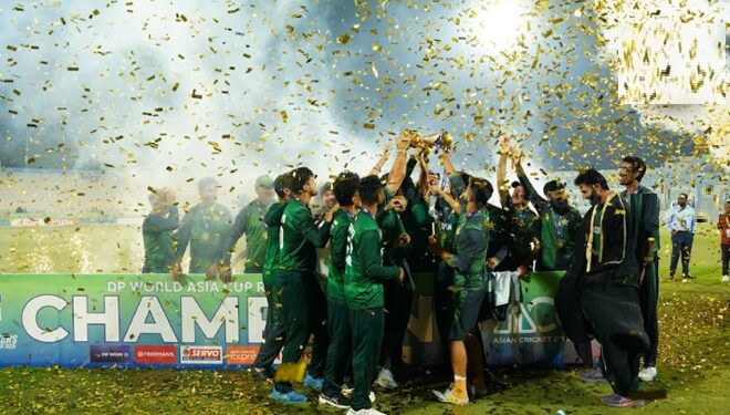 பங்களாதேஷை சுப்பர் ஓவரில் வீழ்த்தி ஆசிய கிண்ண உதயத் தாரகைகள் சம்பியன் பட்டத்தை பாகிஸ்தான் சூடியது