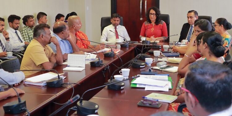 ஆசிரியர் – அதிபர் தொழிற்சங்கக் கூட்டமைப்புக்கும் பிரதமருக்கும் இடையில் விசேட சந்திப்பு