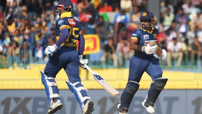 இங்கிலாந்துடனான 2ஆவது சர்வதேச ஒருநாள் கிரிக்கெட்: இலங்கை சகல விக்கெட்களையும் இழந்து 219 ஓட்டங்கள்