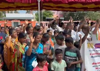 இலங்கை சிறையில் உள்ள மீனவர்களை விடுதலை செய்ய வலியுறுத்தி தமிழக மீனவர்கள் ஆர்ப்பாட்டம்