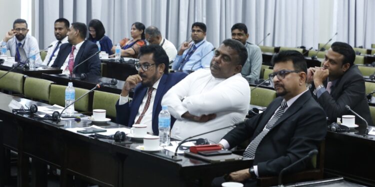 பாராளுமன்ற உறுப்பினர்களுக்கு இணைய பாதுகாப்பு விழிப்புணர்வு : இலங்கை கணினி அவசர தயார்நிலை குழு விசேட நடவடிக்கை!