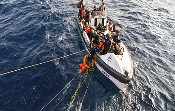 ஈரானிய மாலுமிகளுக்கு ஒரு மாத கால இலவச விசா: மனிதாபிமான அடிப்படையில் அரசாங்கம் நடவடிக்கை!