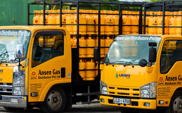 அம்பாந்தோட்டை துறைமுகத்தை வந்தடைந்தது லாப் எரிவாயு கப்பல் 