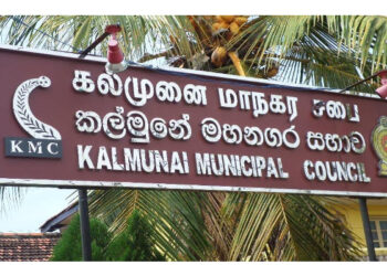 கல்முனை கண்ணகி அம்மன் ஆலயத்துக்கு அருகில் கொட்டப்பட்டிருந்த குப்பைகள் அகற்றப்பட்டன