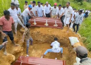 டிக்கோயா இரட்டை கொலை ; தம்பதியினரின் பூதவுடல் பலரது கண்ணீருக்கு மத்தியில் நல்லடக்கம்